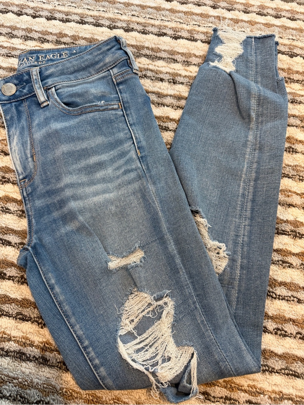 American Eagle Outfitters Distressed Light Blue Skinny Jeans